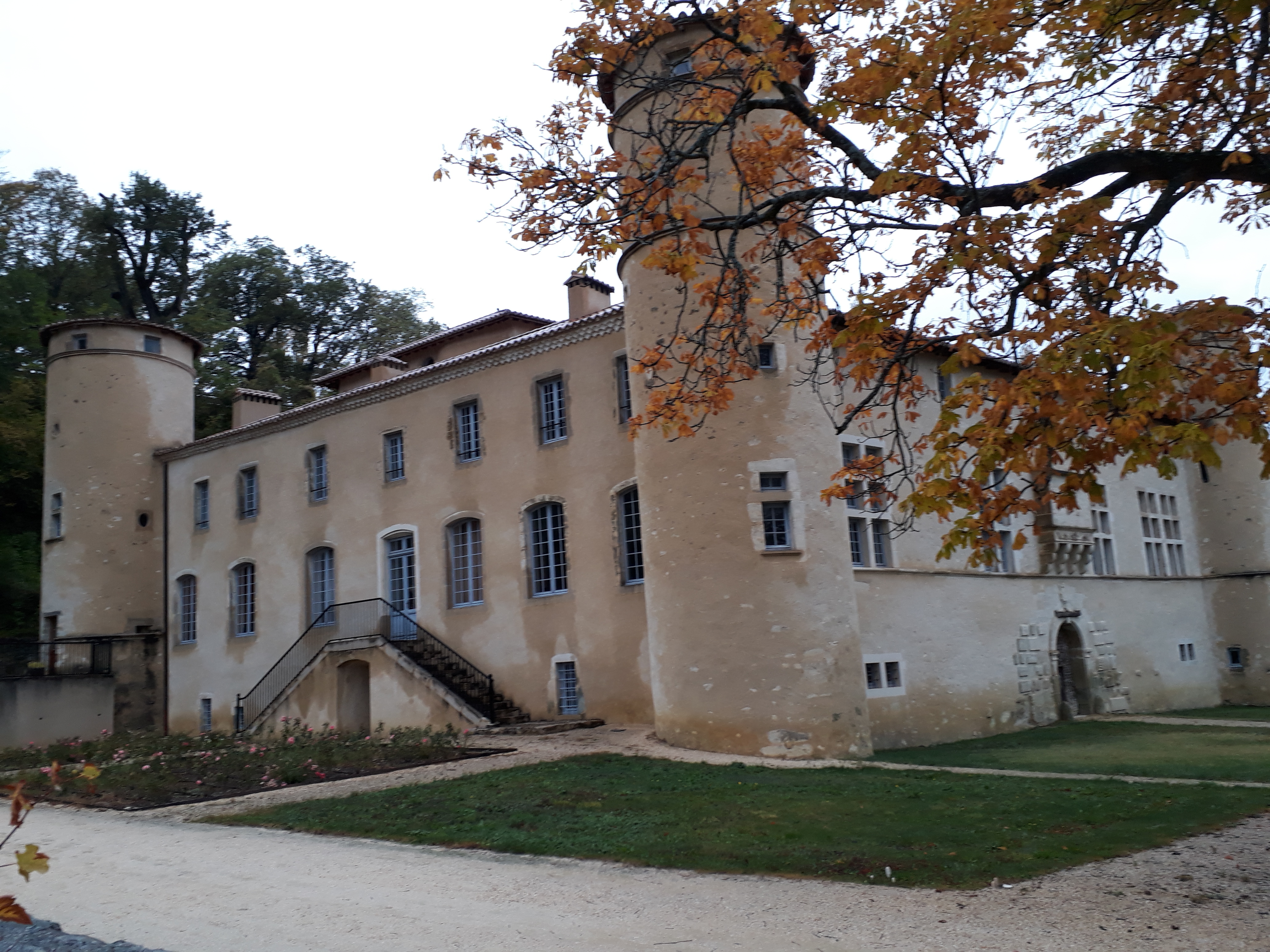 chateau Saint André